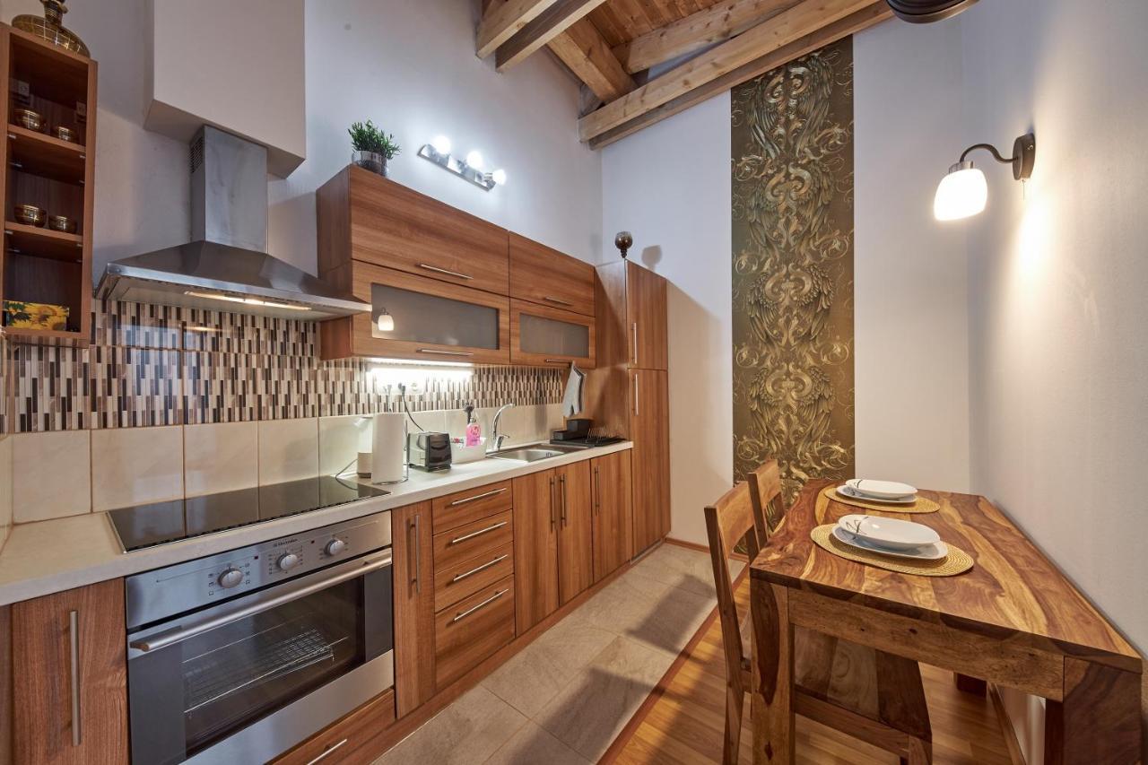 Dream Apartment บราติสลาวา ภายนอก รูปภาพ