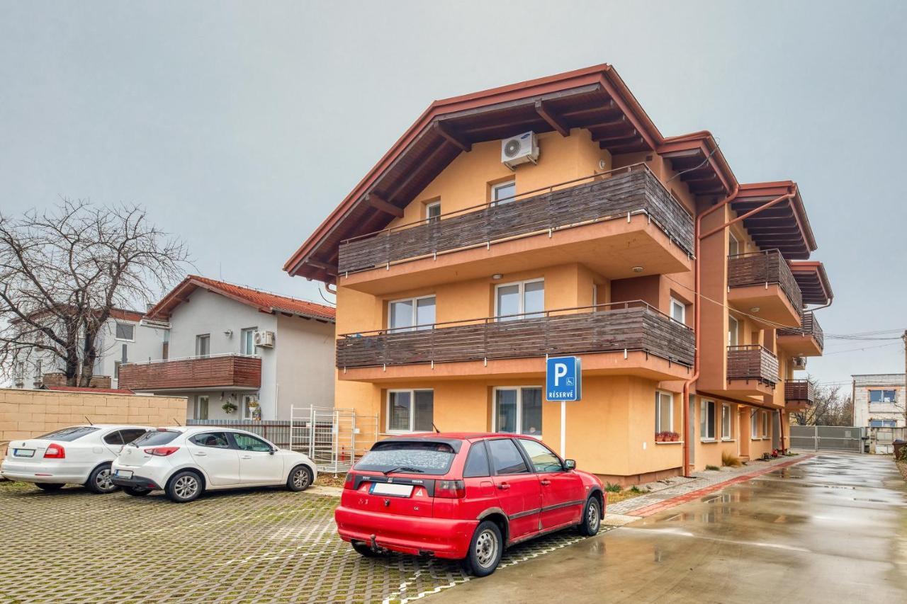 Dream Apartment บราติสลาวา ภายนอก รูปภาพ
